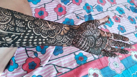 Miss Alind Mehndi Design
