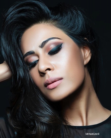 Makeup Artist Binali Soni1