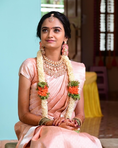 Kruthikas Hair and Make-up Art