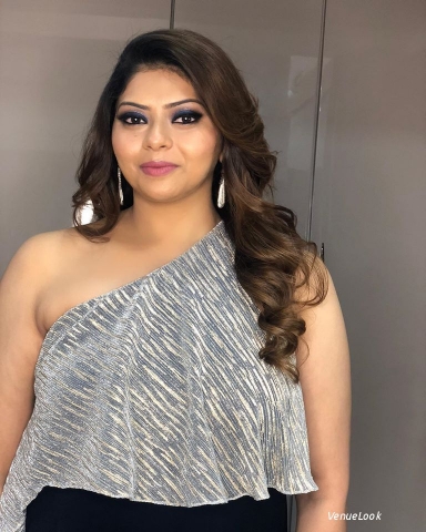 Hinal Modi Makeup Artist	