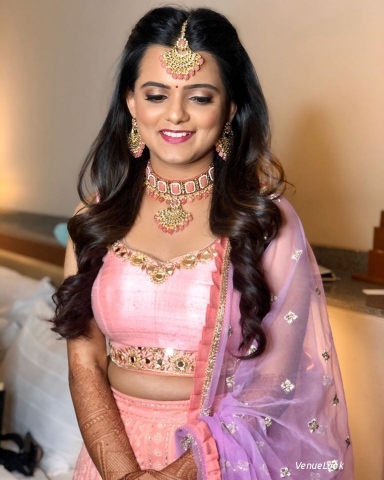 Hinal Modi Makeup Artist	