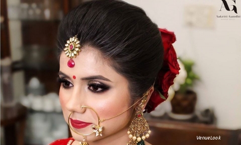 Aakriti Gandhi Makeup Artist	
