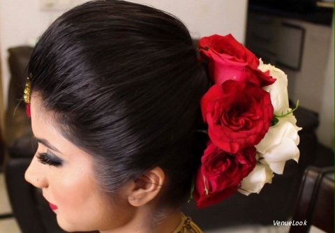 Aakriti Gandhi Makeup Artist	