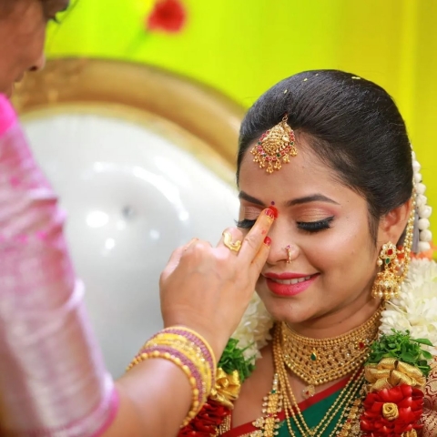 Affus Beauty Parlour