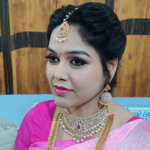 Affus Beauty Parlour