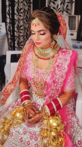 Contourz By Taruna Manchanda