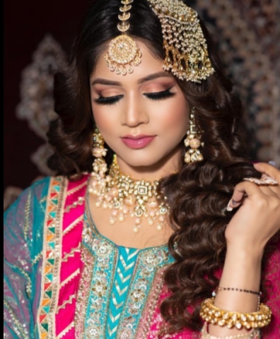 Aditi Dubey Bridal Makeup Arti