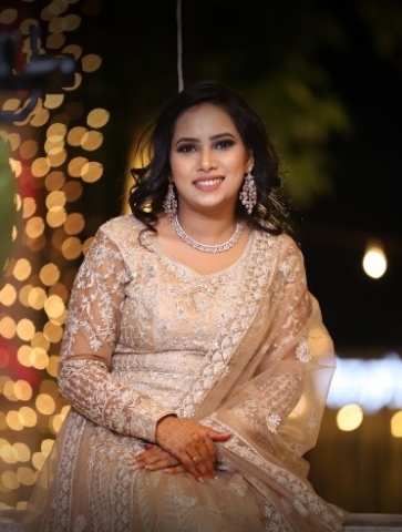 Yamini Saxena Makeup Artist