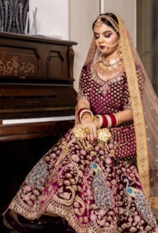 Simrans Style Sile Makeup Stud