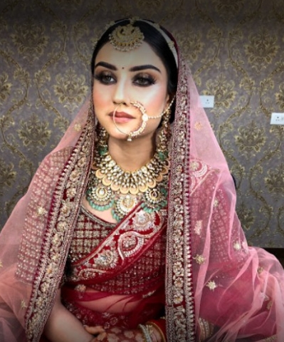 Sonali Aggarwal Makeup Artistr