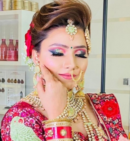 Lovely Makeovers Academy And S