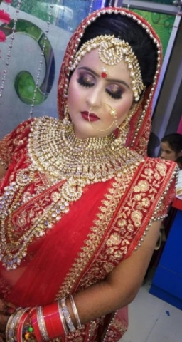 Aroma Beauty Point Salon