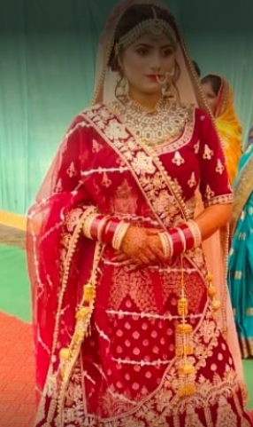 Chhavi Makeover N Beauty parlo