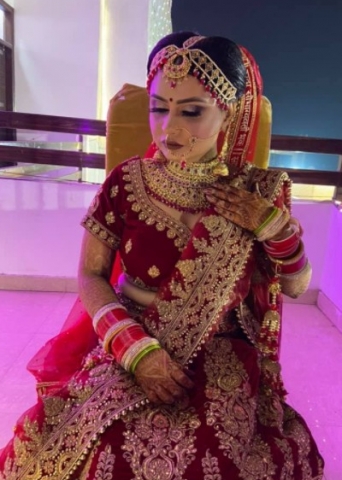 Bhavana Verma Makeovers N Acad