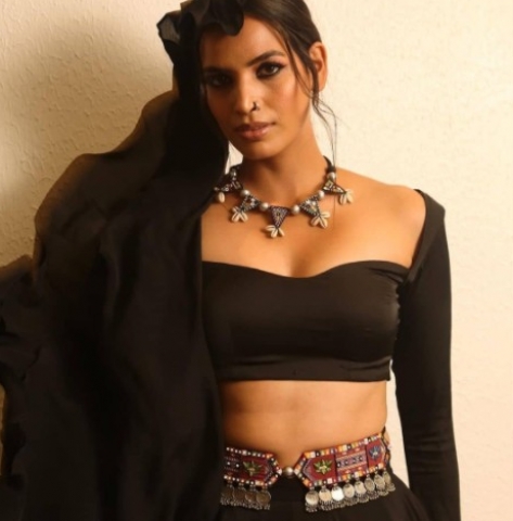 Shraddha Seth Professional Hai