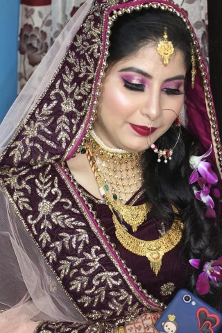 Radhikas Makeup Lounge