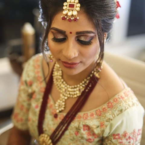 Bhavneet Makeup Artyist