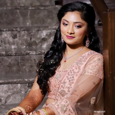 Bhavneet Makeup Artyist