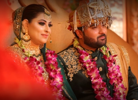 Arora Studio The Mome