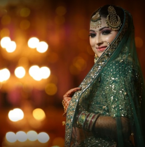 Arora Studio The Mome