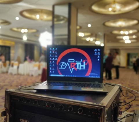 DJ Parth Negandhi