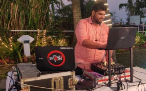 DJ Parth Negandhi