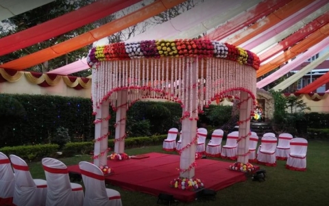 Halder Flower Decoration