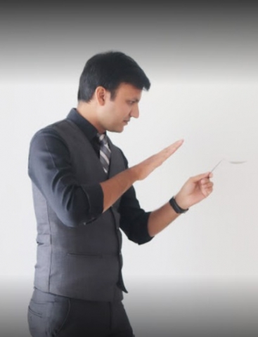Corporate Mentalist Amit Kalan