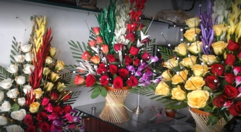  S M Florist
