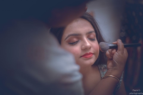 Poorni Photography	3