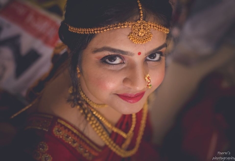 Poorni Photography	10