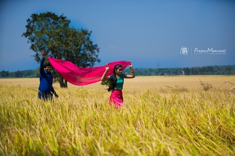 Frozen Moments Photography	5