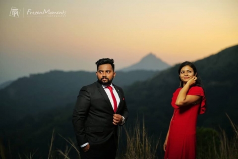 Frozen Moments Photography	10