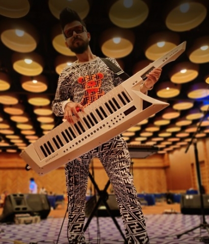 Kashish N The Bollywood Band