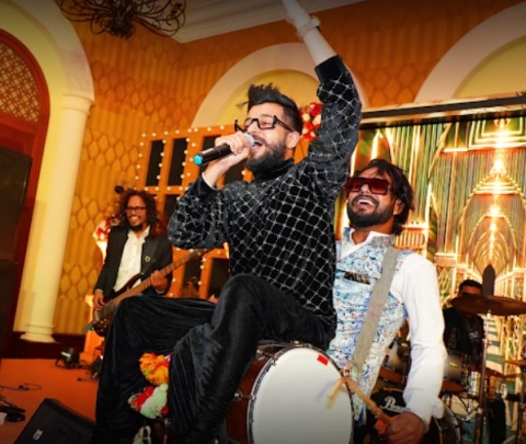 Kashish N The Bollywood Band