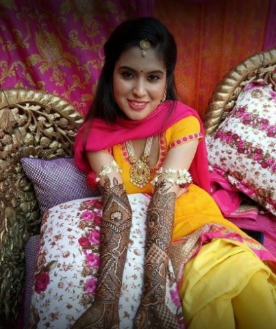 Priyanshu Mehandi Artist