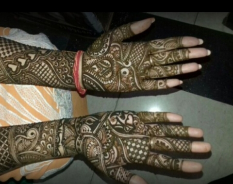 RS Mehandi Art