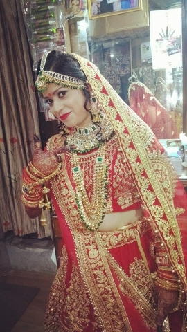  Aastha Beauty Parlour