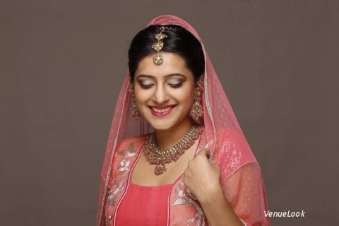 Makeup stories by Priyanka Jai