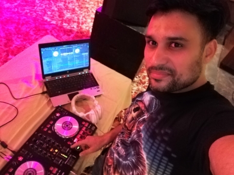 DJ Nadeem
