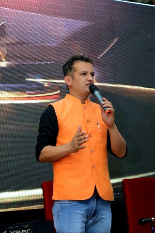 Anchor Sanjay Thakur