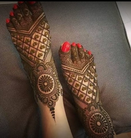 Yashi Mehndi Artist N Makeup A