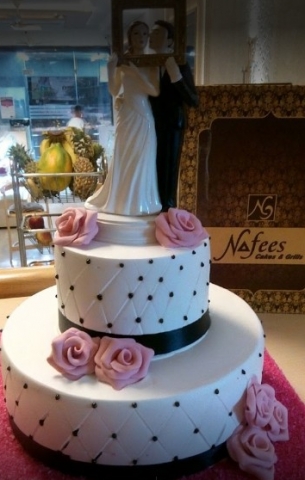Cakes 365 Bakery