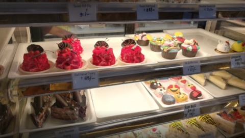 Fantasy Bakery N Cafe