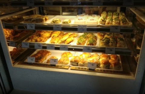 Fantasy Bakery N Cafe