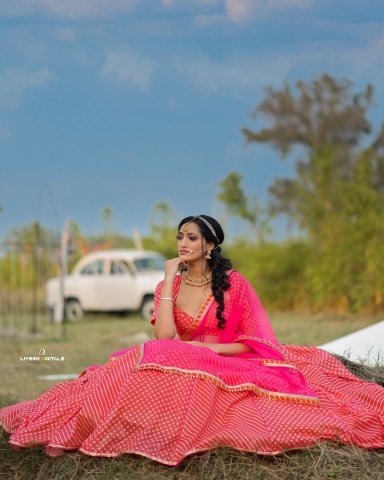 Label Akshi Haute Couture Stud