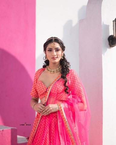 Label Akshi Haute Couture Stud