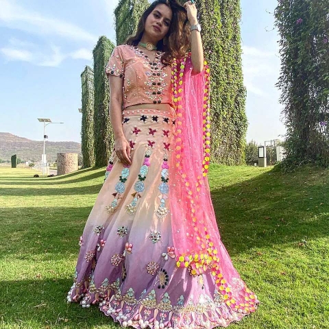 Mayuri Raghuvanshi Couture