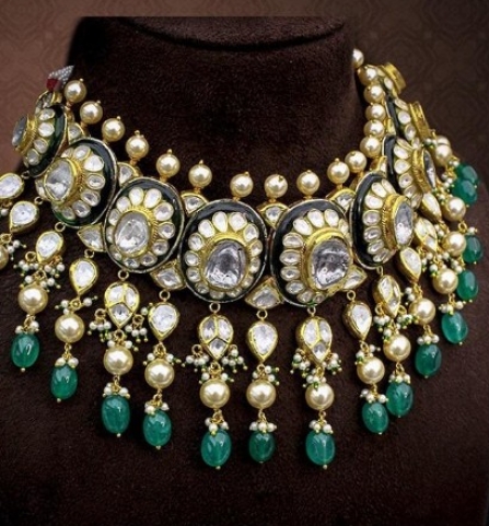 Mudrika By Madhu Agrawal