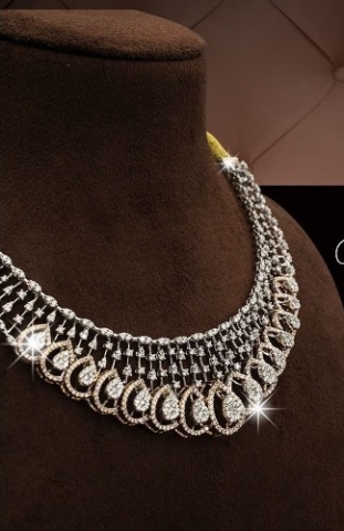 Mudrika By Madhu Agrawal